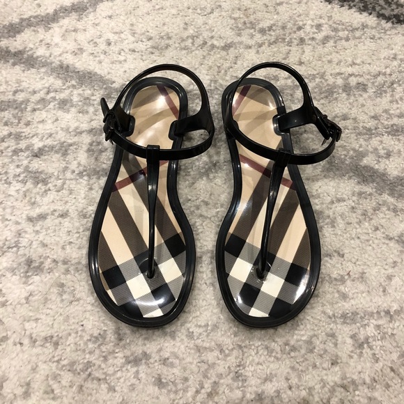 burberry jelly sandals